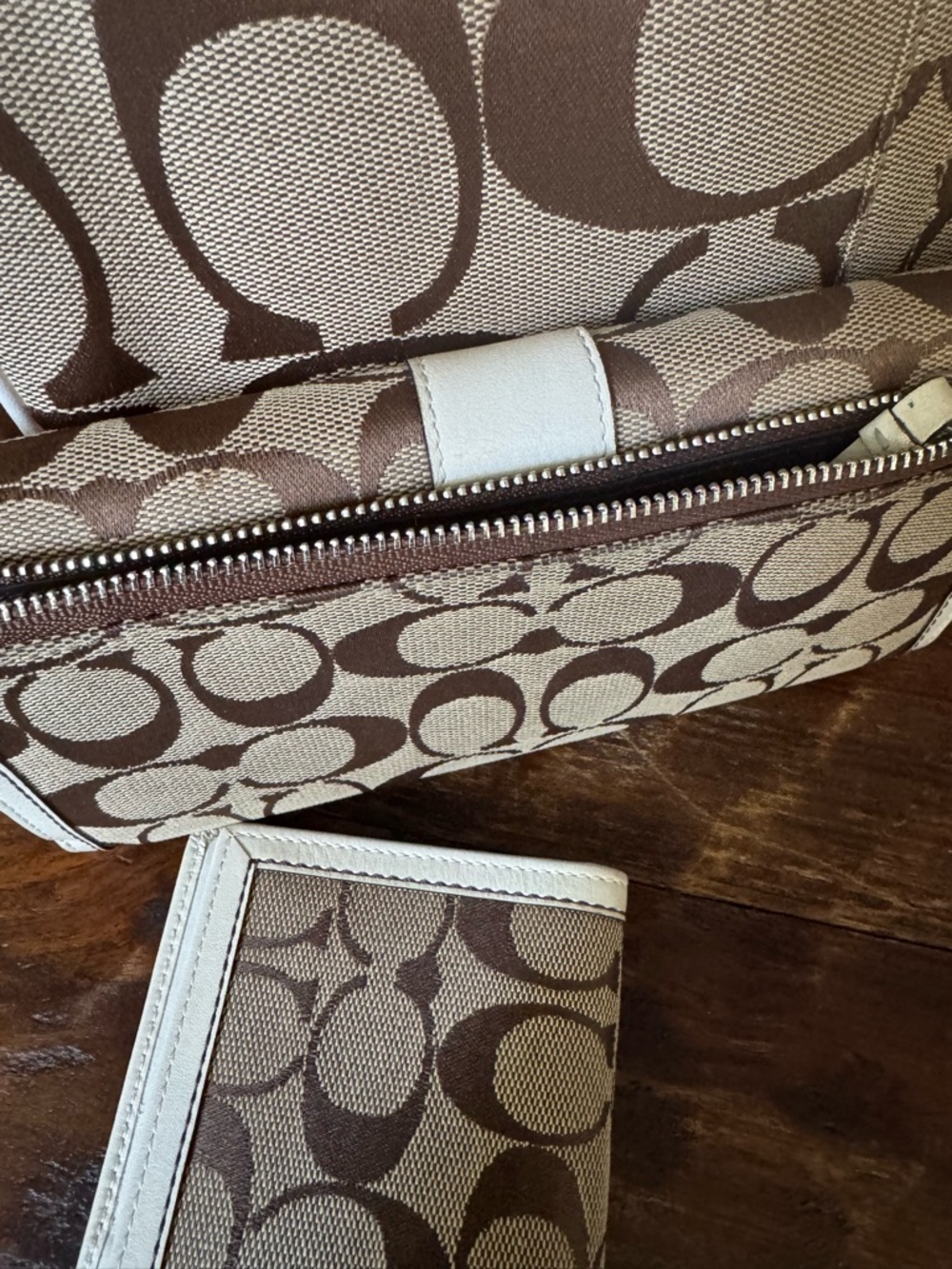 Coach Signature Tote & Wallet Set (Brown/Khaki) – Matching Bundle - Picture 15 of 16